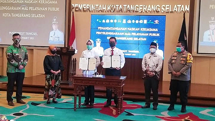 Walikota Tangerang Selatan Tandatangani Naskah Kerjasama Penyelenggaraan Mal Pelayanan Publik