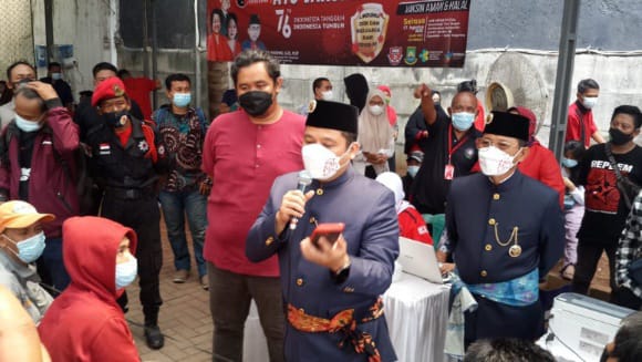 DPC PDI Perjuangan Kota Tangerang Gelar Vaksinasi Massal di Cipondoh