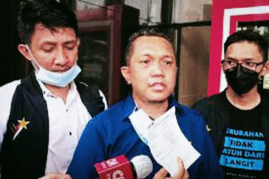 Luhut Binsar dan Erick Thohir Dilaporkan ke KPK Terlibat Bisnis PCR