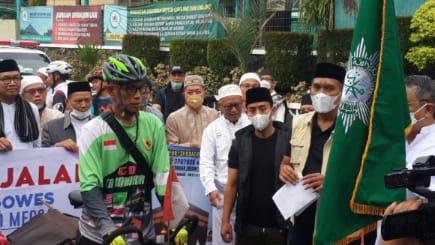 Wali Kota Tangerang Selatan Melepas Dua Warga Muhammadiyah