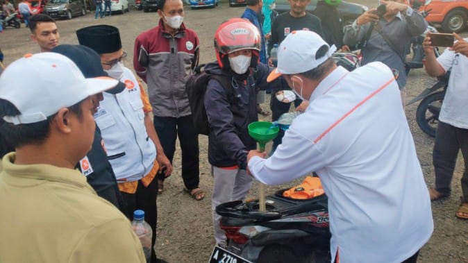 PKS Banten Sediakan Bensin Gratis di Posko Mudik Lebaran