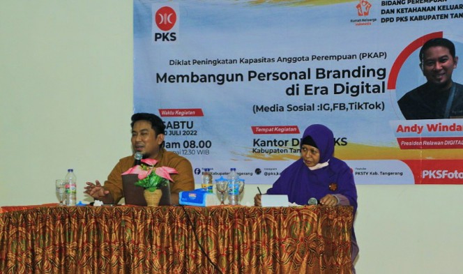 DPD PKS Kabupaten Tangerang Gelar Diklat Personal Branding
