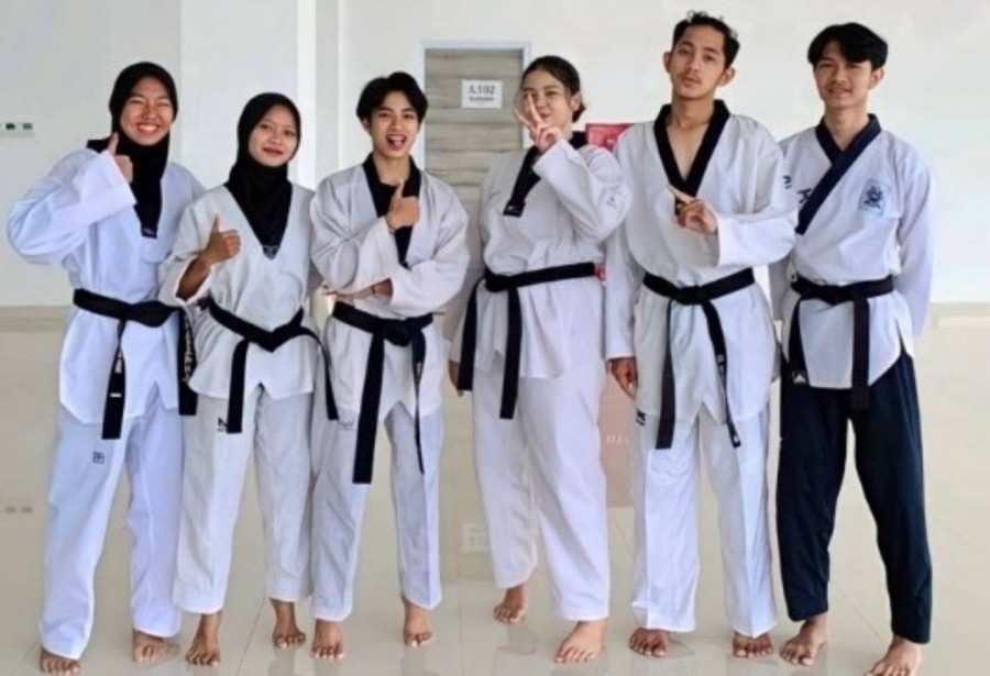 Universitas Esa Unggul Meraih Segudang Prestasi Taekwondo di Nasional