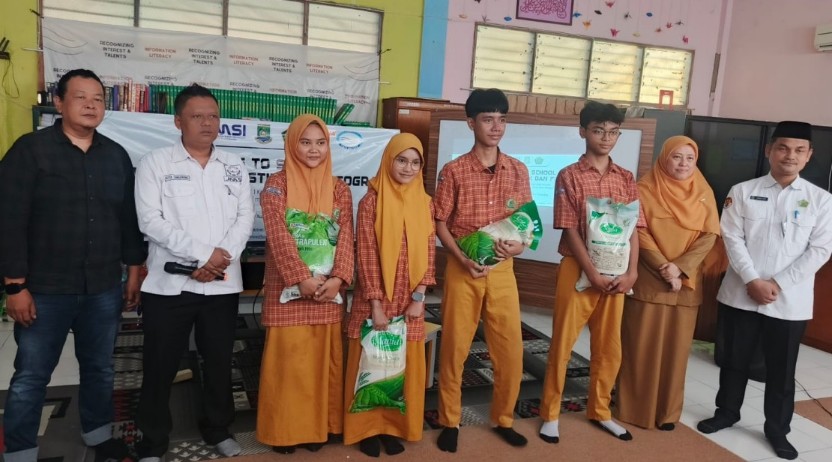 JMSI Goes To School: Latih Siswa MAN 1 Jadi Jurnalis Muda