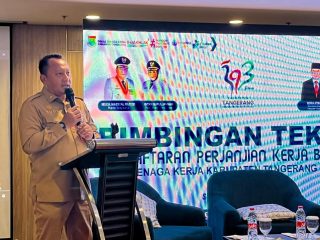 Disnaker Kabupaten Tangerang gelar Bimtek PKB untuk dorong hubungan industrial harmonis dan pendaftaran PKB yang tepat dan adil.