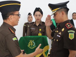 Dimas Sigit resmi dilantik jadi Kacabjari Sebatik pertama, perkuat penegakan hukum di perbatasan Nunukan–Malaysia.