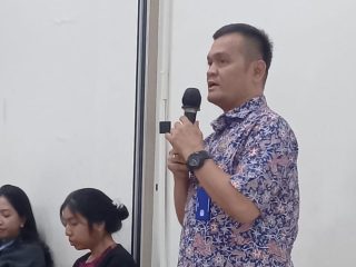 Disnaker Tangerang tegaskan korban kekerasan seksual di tempat kerja berhak lapor pidana meski perusahaan beri sanksi internal tahun 2026.