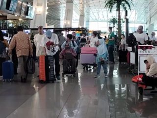 desakan DPR RI terapkan PSO penerbangan, harga tiket pesawat mahal solusi pemerintah, PSO transportasi udara wilayah kepulauan Indonesia