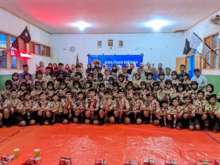 Pererat Persaudaraan, Pramuka SMPN 1 Cisoka Gelar Bukber Lintas Generasi di Aula Sekolah