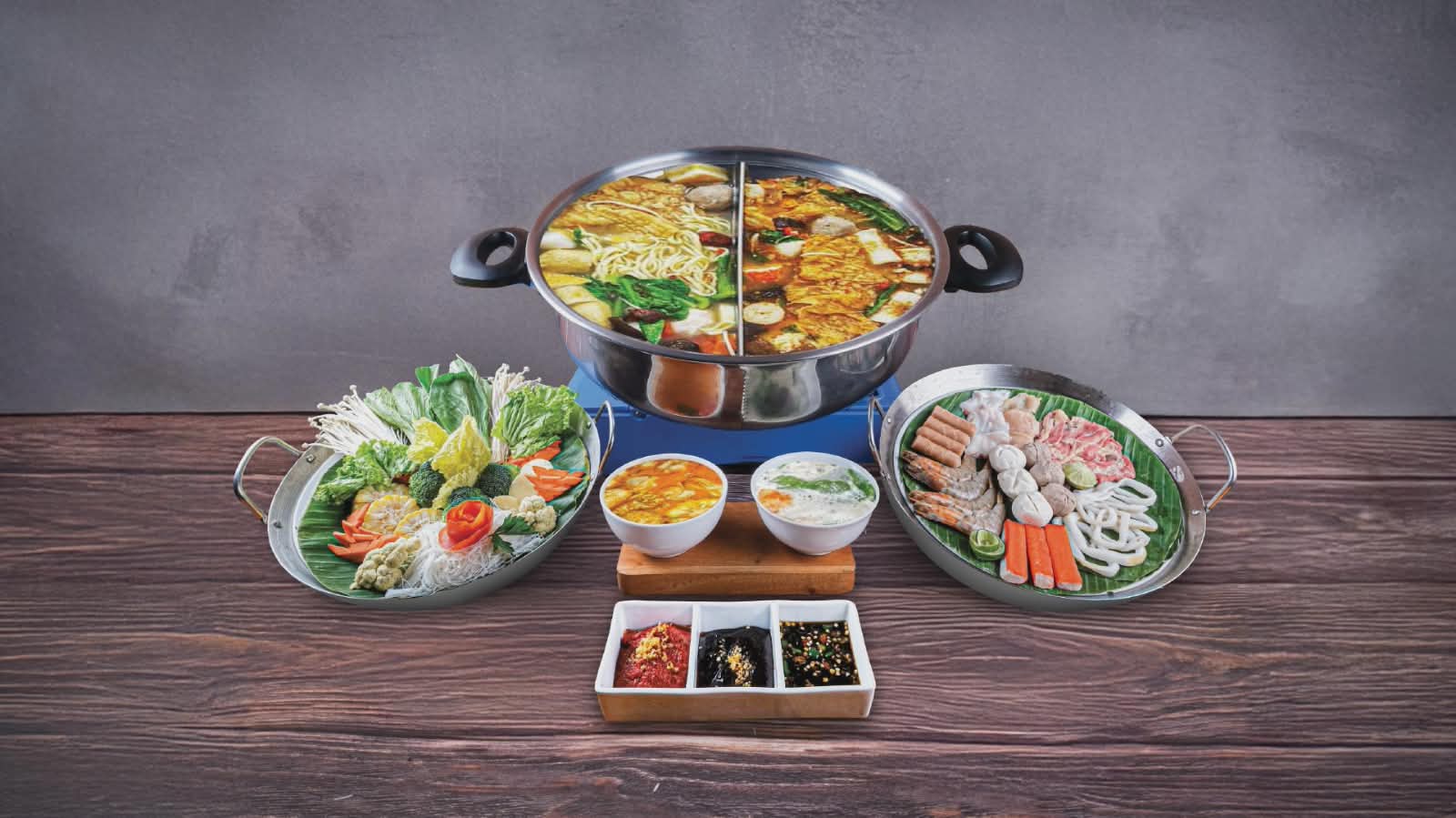Fame Hotel Gading Serpong kembali hadirkan Famous Steamboat dengan sajian hangat, kuah spesial, dan harga Rp150 ribu.