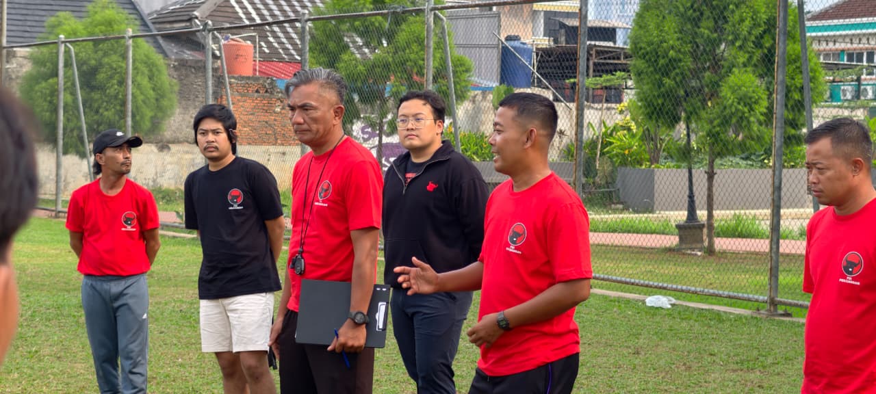 Abraham Garuda Laksono dorong regenerasi sepak bola Banten lewat pembinaan atlet muda menuju Soekarno Cup 2026.