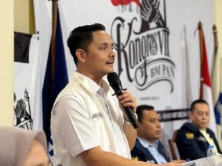 Riyan Hidayat Resmi Kembalikan Formulir dan Berkas Pencalonan Ketua Umum BM PAN 2026–2031