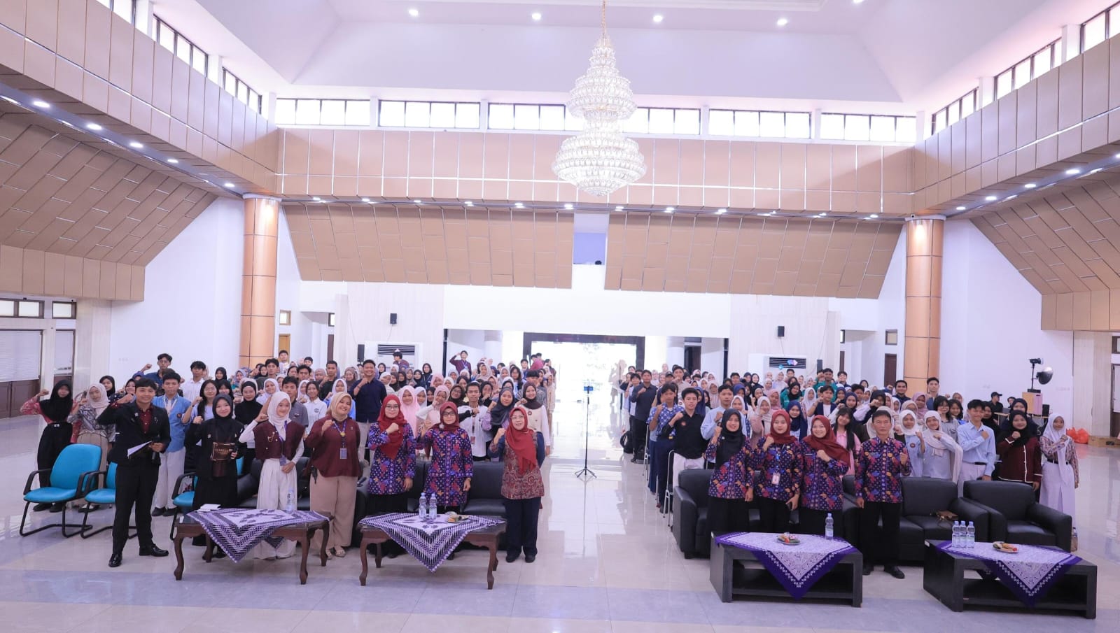 198 pelajar ikuti Genre Class 2026 Kabupaten Tangerang untuk memperkuat kesehatan reproduksi, mental, karakter, dan kepemimpinan remaja.