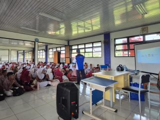 MPLS SMPN 7 Pasarkemis Hadirkan Relawan TIK, Siswa Dibekali Literasi Digital dan Etika Digital